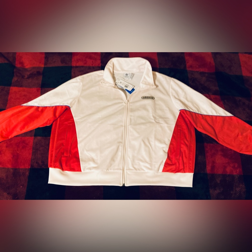 NWT adidas unisex sz 3XL lightweight full size jacket.